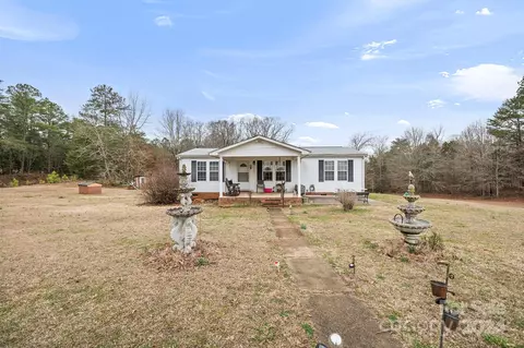 6486 Hightower Rd, Great Falls, SC 29055