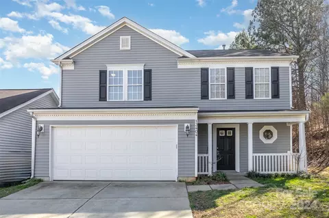 13404 Golden Apple Ct, Charlotte, NC 28215