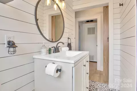 Bath - 504 8th St, Spencer, NC 28159 photo 2 of 4