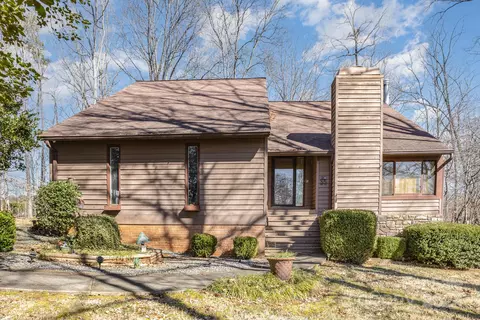 2130 Leslie Ave, Hickory, NC 28602
