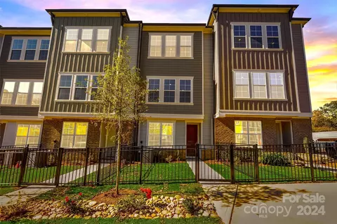 2037 Summey Ave, Charlotte, NC 28205