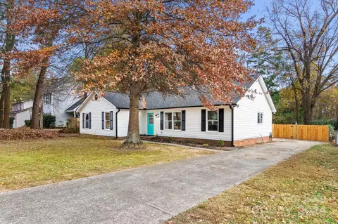 4824 Butterwick Ln, Charlotte, NC 28212