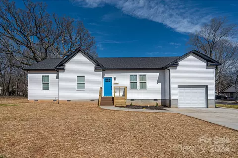 1134 5th St, Statesville, NC 28677