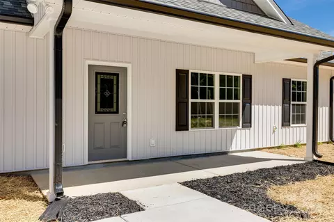 1379 Camp Dr, Lancaster, SC 29720 photo 2