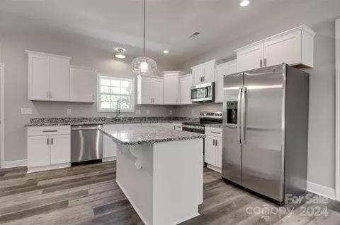 1379 Camp Dr, Lancaster, SC 29720 photo 8