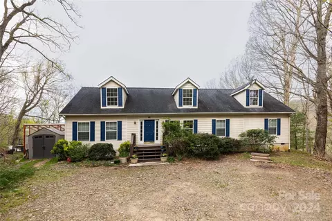 110 Coyote Springs Farm Rd, Leicester, NC 28748