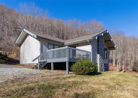 119 Fir Cir, Canton, NC 28716