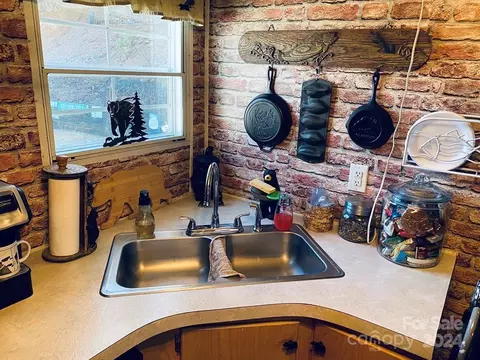 Kitchen - 256 Singing Ridge Rd, Sylva, NC 28779 photo 2 of 2
