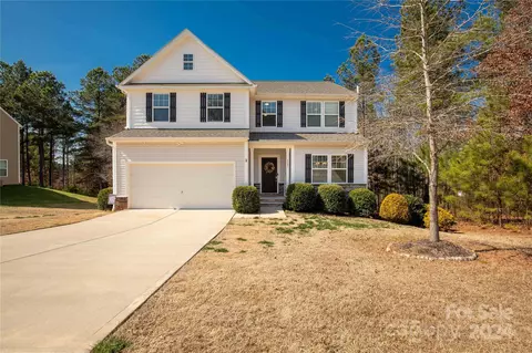 6007 Hawk View Rd, Waxhaw, NC 28173