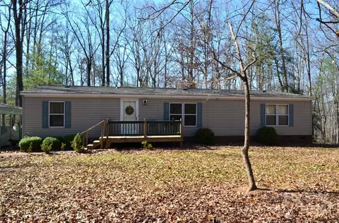 176 Barbary Dr, Statesville, NC 28677