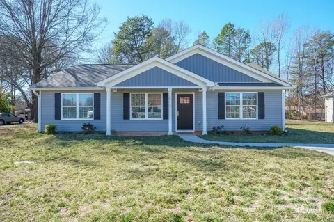 415 Baker St, Gastonia, NC 28052