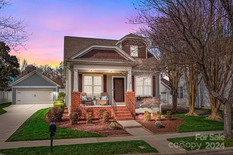 8213 Parkton Gate Dr, Huntersville, NC 28078