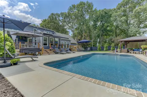 655 Smythe Rd, Fort Mill, SC 29715
