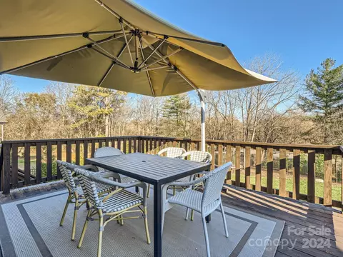 Exterior - 2926 Dodsworth Dr, Cramerton, NC 28032 photo 4 of 8