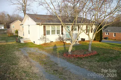 802 Oliver St, Gastonia, NC 28052
