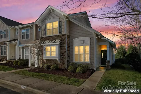 806 Gentlewinds Ct, Fort Mill, SC 29708