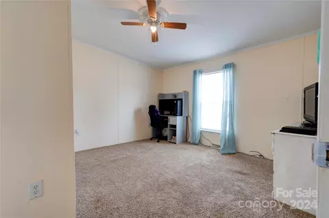 Living - 222 Old Stubbs Rd, Cherryville, NC 28021 photo 4 of 4