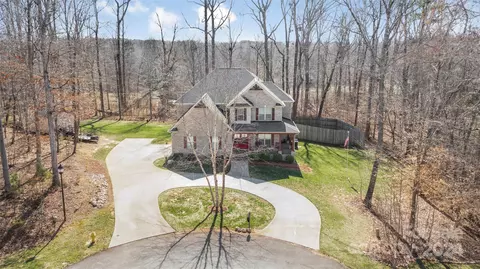 Exterior - 133 Drayton Ct, Mocksville, NC 27028 photo 10 of 11
