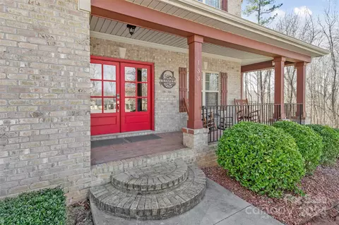 Exterior - 133 Drayton Ct, Mocksville, NC 27028 photo 2 of 11