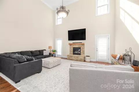 Living - 133 Drayton Ct, Mocksville, NC 27028 photo 1 of 4