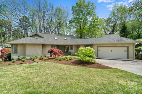 11 Timberidge Ct, Lake Wylie, SC 29710