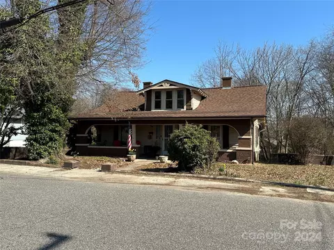 161 27th Sw St SW, Hickory, NC 28602