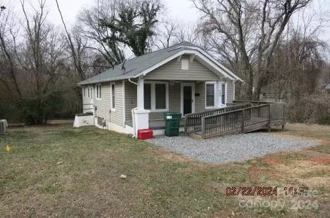 508 N Spring 1 Ave #1, Newton, NC 28658