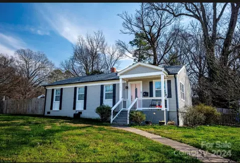 3352 Eastwood Dr, Charlotte, NC 28205