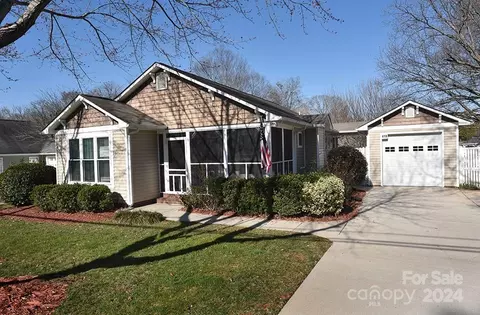 418 W Peeler St, Salisbury, NC 28146