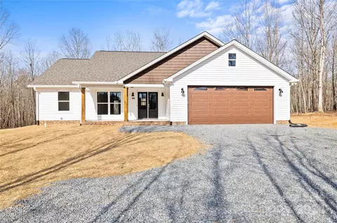 935 Sellerstown Rd, Cherryville, NC 28021