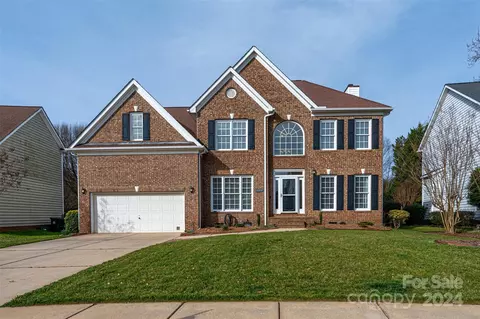 10204 Blackstock Rd, Huntersville, NC 28078