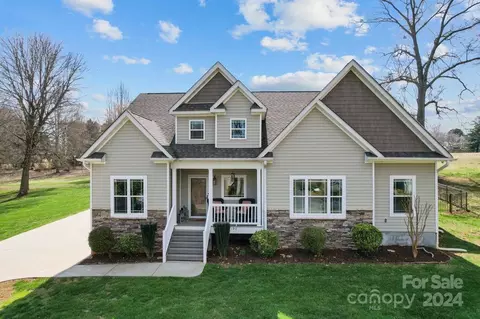 190 Wood Duck 16 Loop #16, Mooresville, NC 28117
