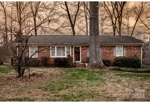 211 Bright Ave, Bessemer City, NC 28016