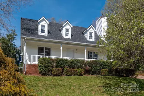8805 Hunter Green Ln, Charlotte, NC 28227