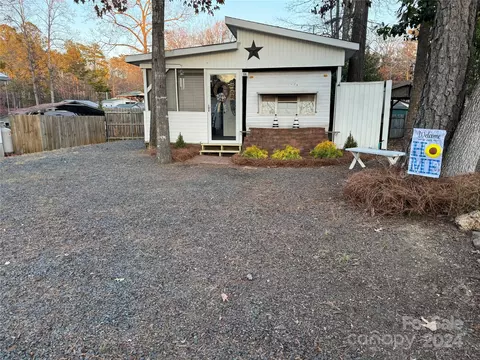 106 Cherokee F69 Trl #F69, Mount Gilead, NC 27306