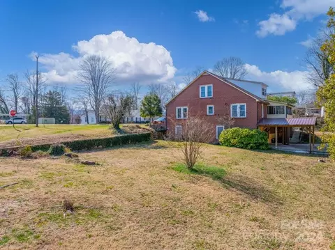 Exterior - 527 E Oak St, Marion, NC 28752 photo 22 of 24