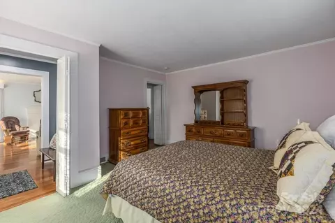 Bedroom - 527 E Oak St, Marion, NC 28752 photo 2 of 5