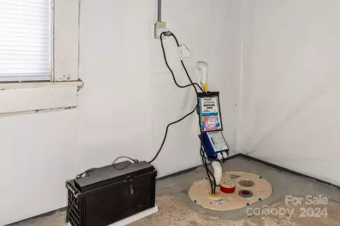 Other - 527 E Oak St, Marion, NC 28752 photo 6 of 8