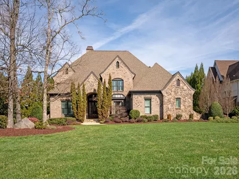 10018 Strike The Gold Ln, Waxhaw, NC 28173