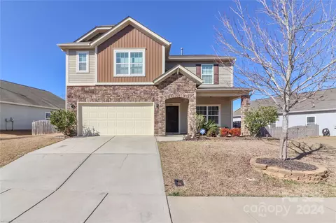 1612 Yellow Daisy Dr, Matthews, NC 28104