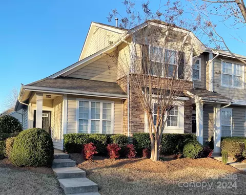 8048 Willow Branch Dr, Waxhaw, NC 28173