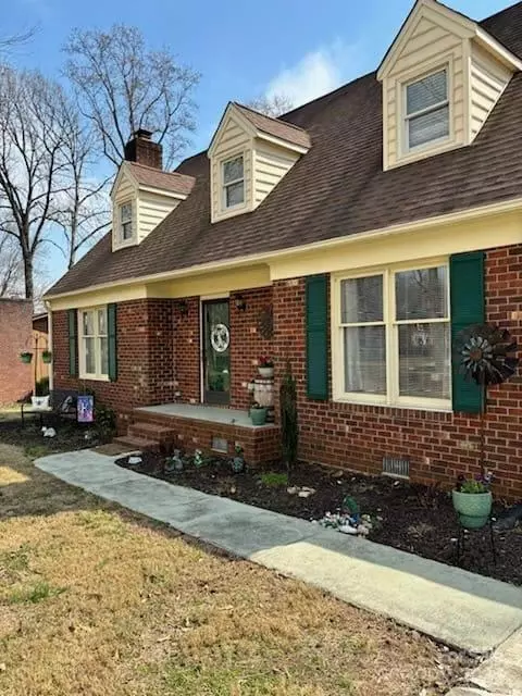 3719 Jill Dr, Trinity, NC 27370