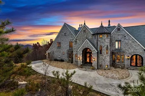 92 Bird Creek Estates Rd, Black Mountain, NC 28711