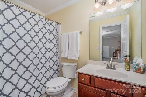 Bath - 3389 Brackhill St, Davidson, NC 28036 photo 5 of 5