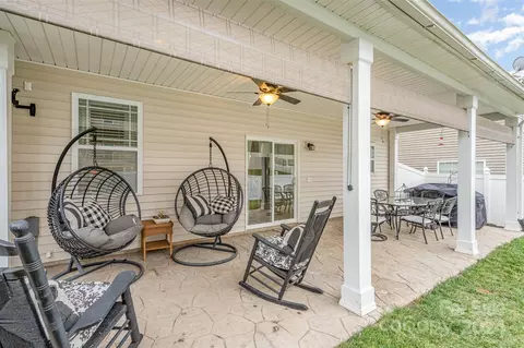 Exterior - 3389 Brackhill St, Davidson, NC 28036 photo 4 of 14