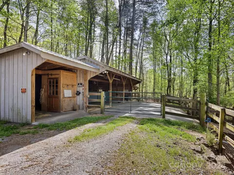 Exterior - 176 Harwood Ln, Tryon, NC 28782 photo 6 of 8