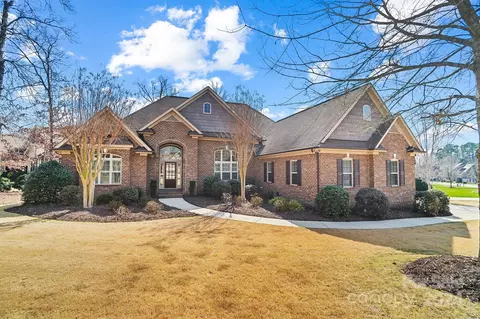 4128 Hoffmeister Dr, Waxhaw, NC 28173