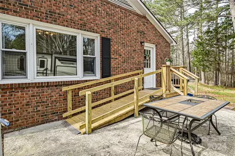 Exterior - 266 Saddle Rd, Lancaster, SC 29720 photo 9 of 10