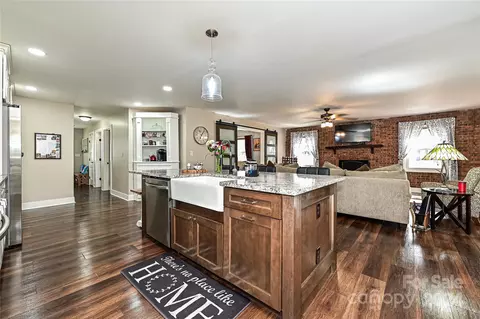 Kitchen - 266 Saddle Rd, Lancaster, SC 29720 photo 6 of 6