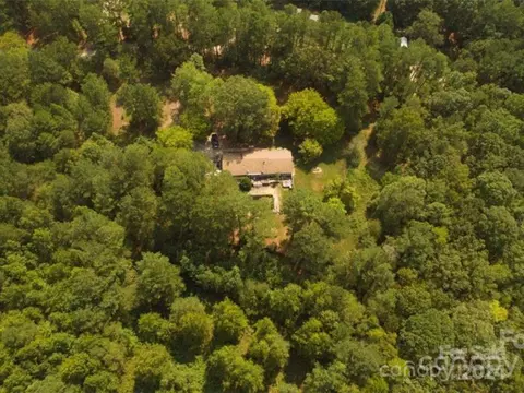 View/Area - 266 Saddle Rd, Lancaster, SC 29720 photo 2 of 4